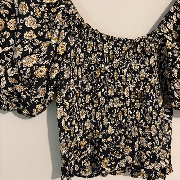 NWT Heartloom Svea Floral Cutout Top - Picture 9 of 10